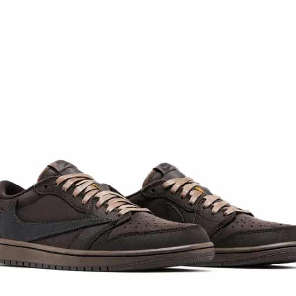 Travis Scott Velvet Brown