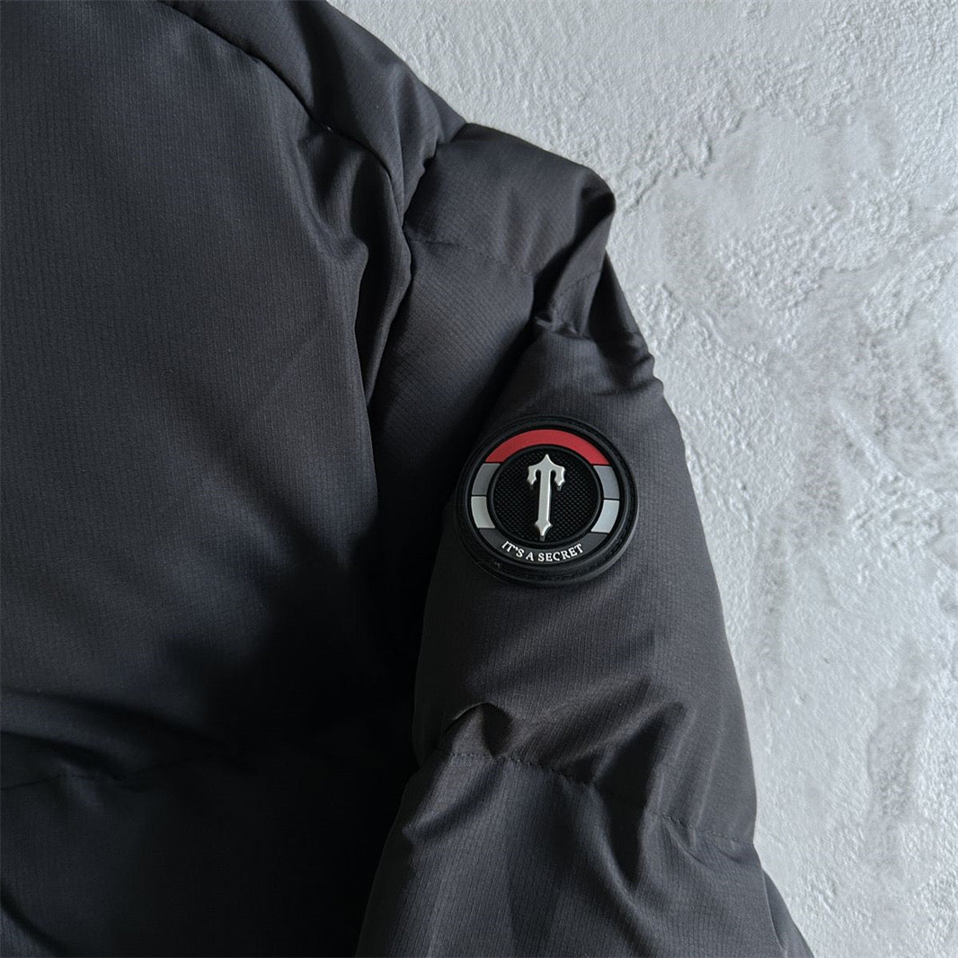 Trapstar Decoded 2022 Hooded Puffer-Black/Red