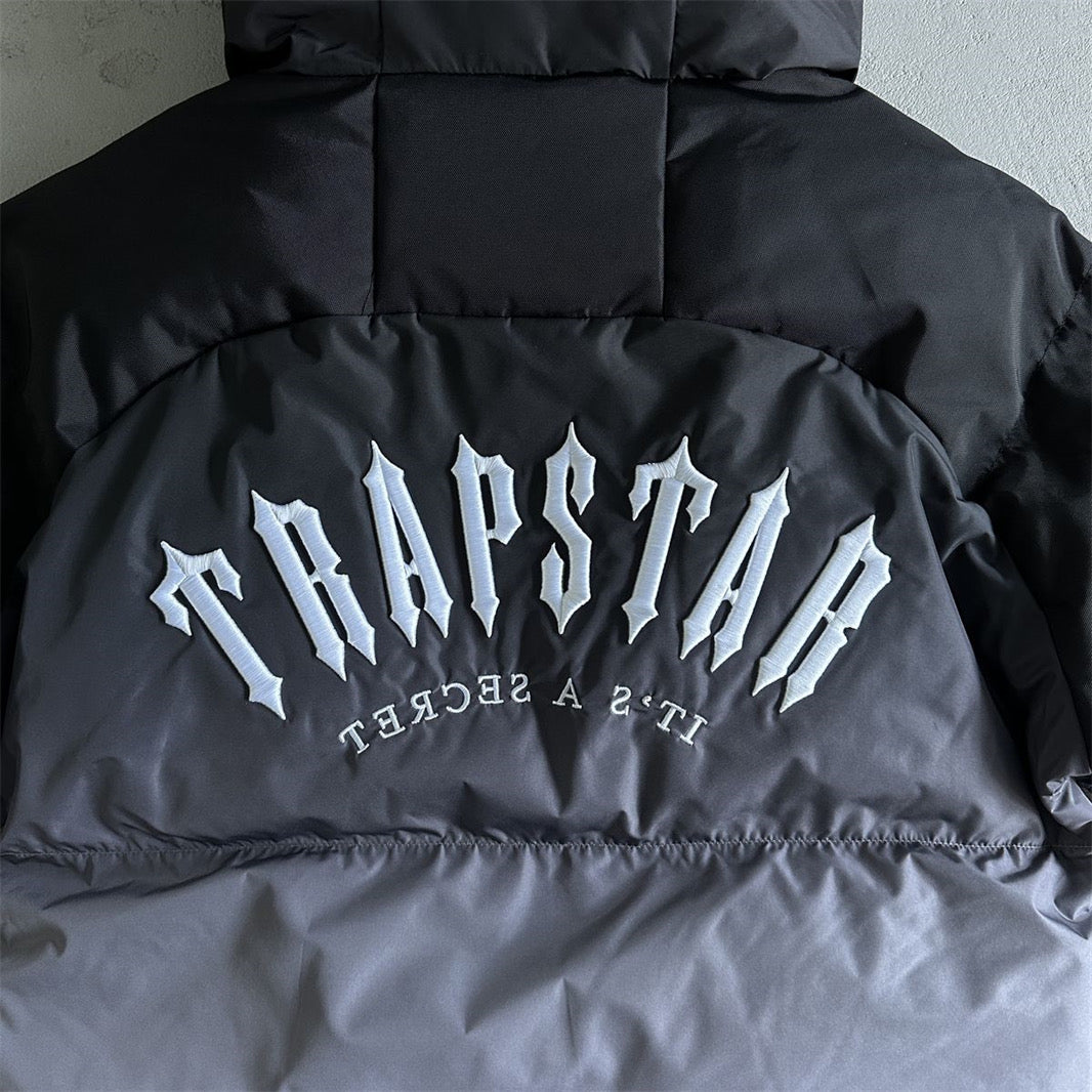 Trapstar Decoded Arch Puffer-Black Gradient